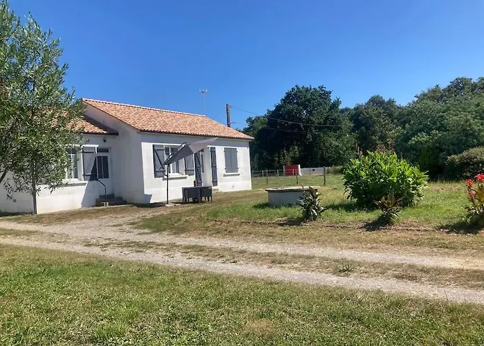 La Campagne Proche De L Ocean * Saint-Gervais (Vendee)